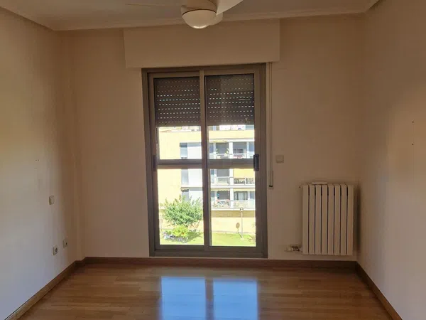 Piso en Plaza de los Lagos Azules, 10, Miralbueno - Foto 9