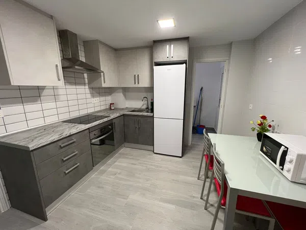 Piso en calle Blas Valero, 102 - Foto 5