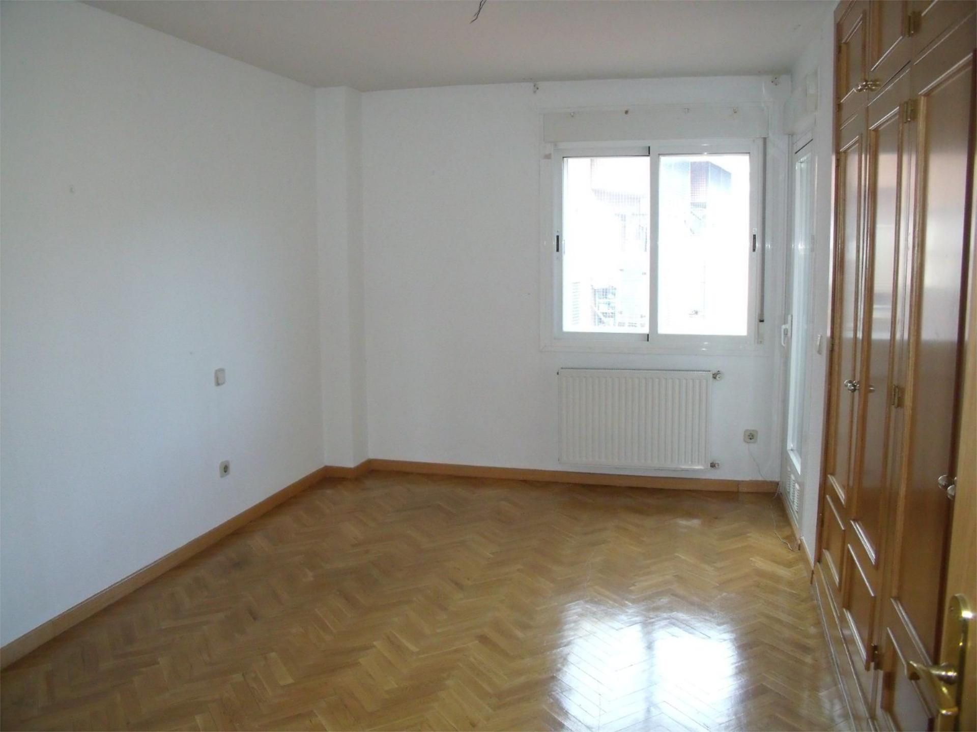 Piso en  Avenida de Honorio Lozano 53 - Foto 18