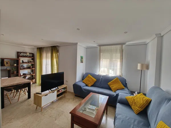 Piso en El Avellano, 11 - Foto 1