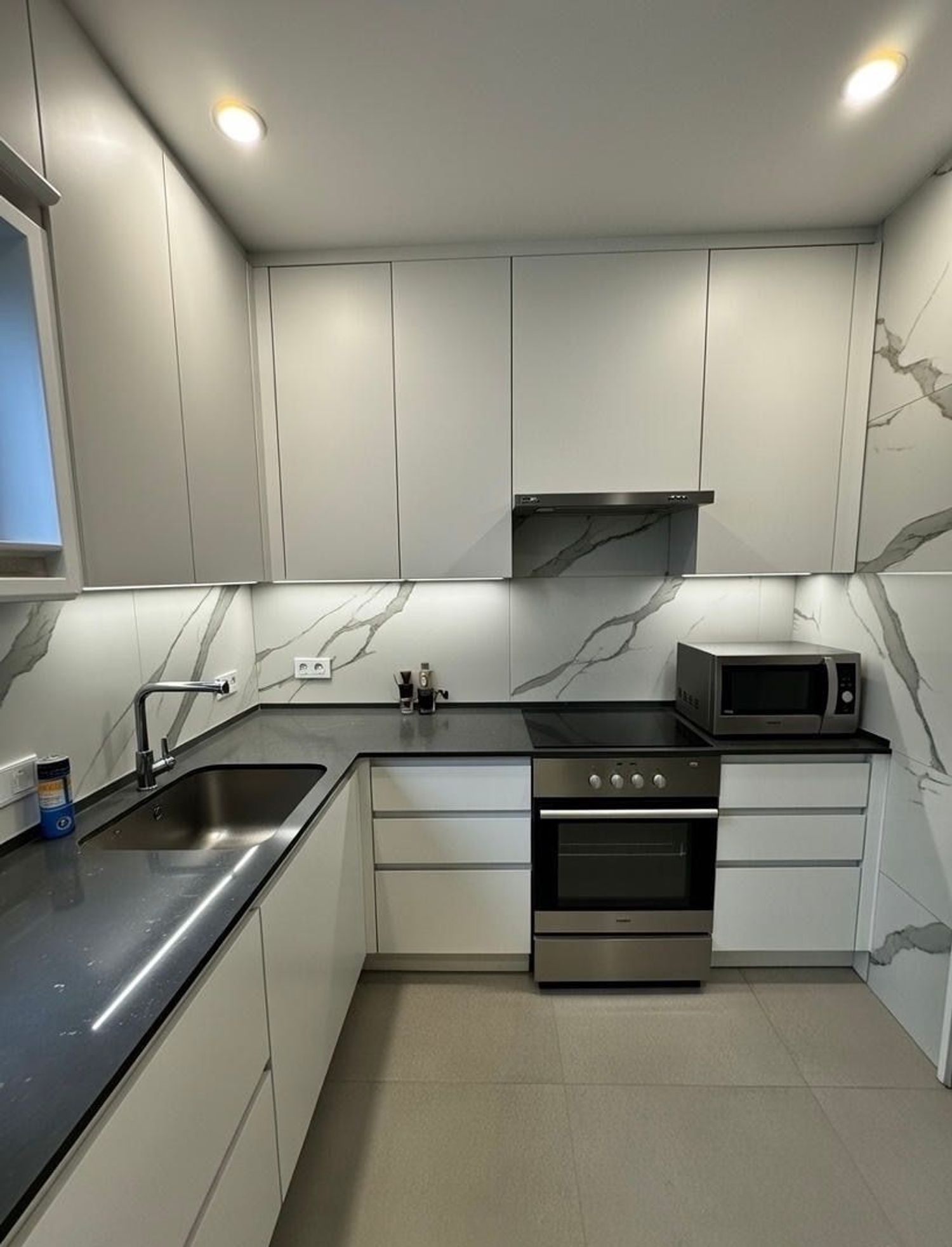 Piso en calle Frederic Mompou, 34 - Foto 4