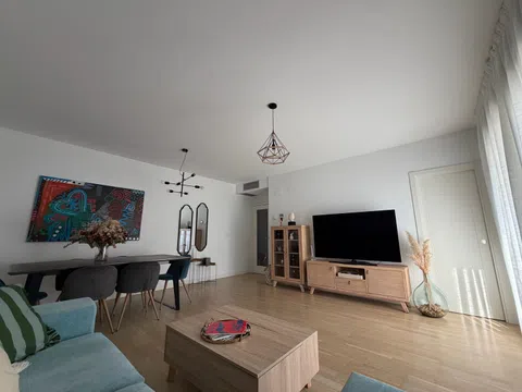 Piso en carril de los Toros, 3