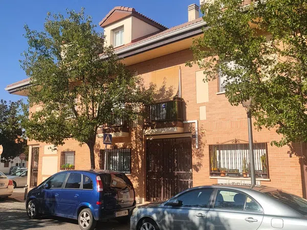 Chalet adosado en Plaza de Doña Luna, 20, Centro, Centro - Foto 1