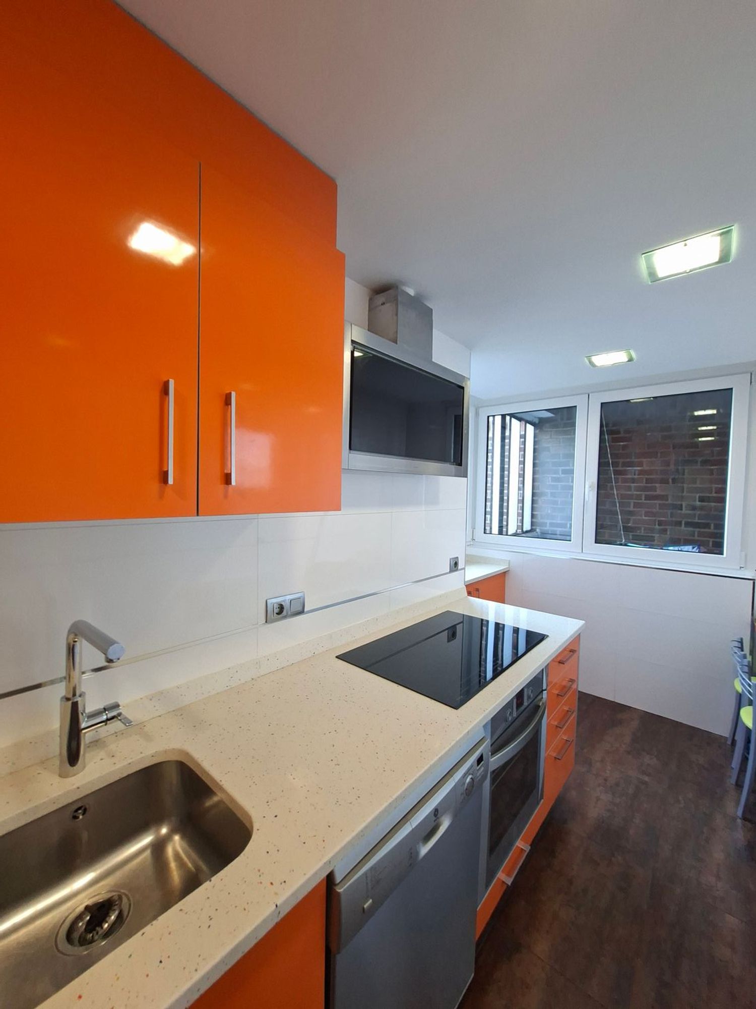 Piso en avenida Herrera Oria, 31 - Foto 1