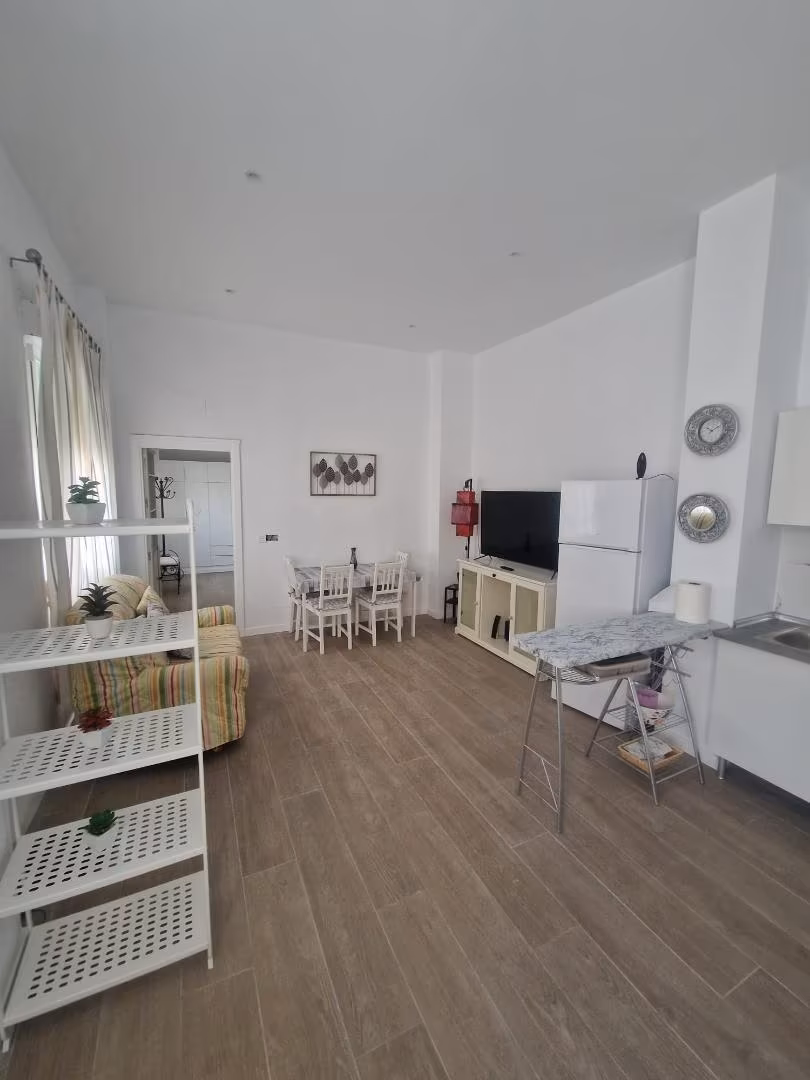 Apartamento en  Calle Frailes Cartujos 3 - Foto 2