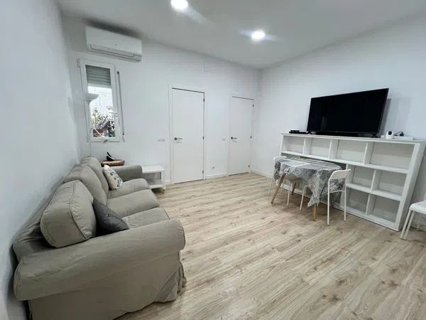 Piso en calle Paulina Odiaga, 1