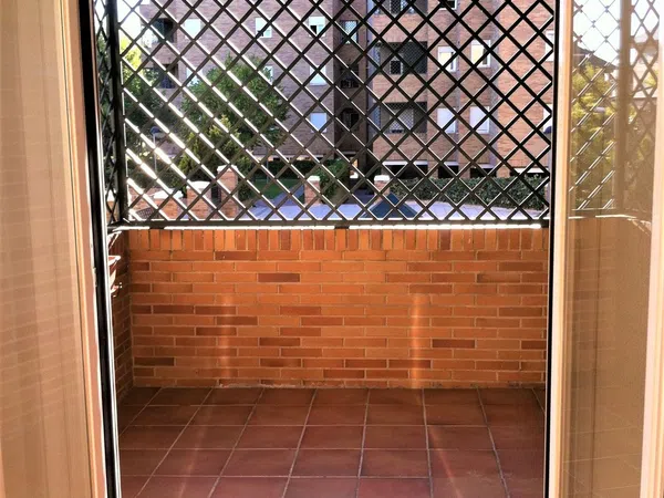 Piso en Calle Joaquin Turina - Foto 7
