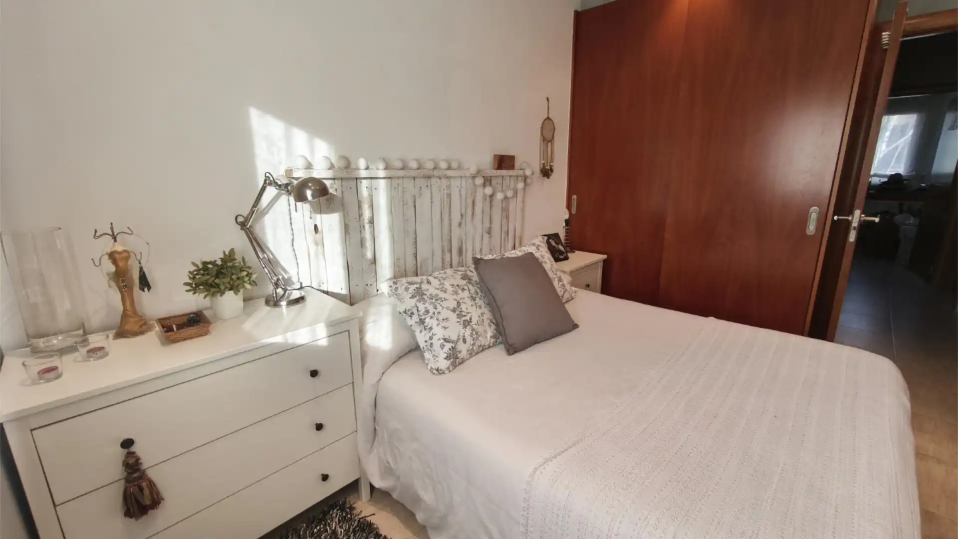 Casa adosada en  Carrer de Rector de Vallfogona 51 - Foto 15