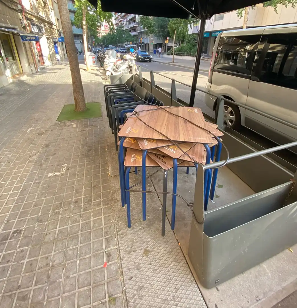 Local comercial en  Barcelona Capital - Foto 4