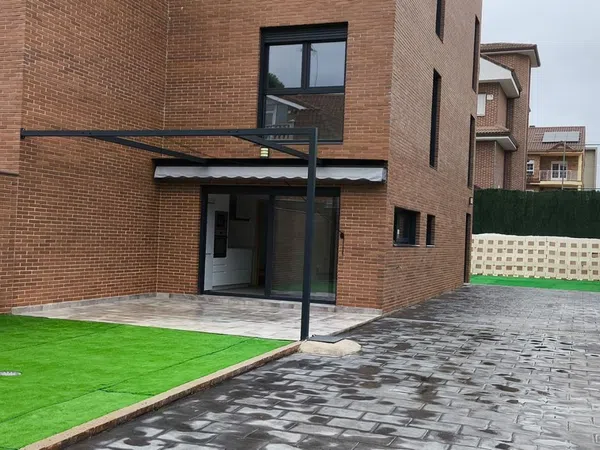 Chalet pareado en calle de las Golondrinas, 4 a