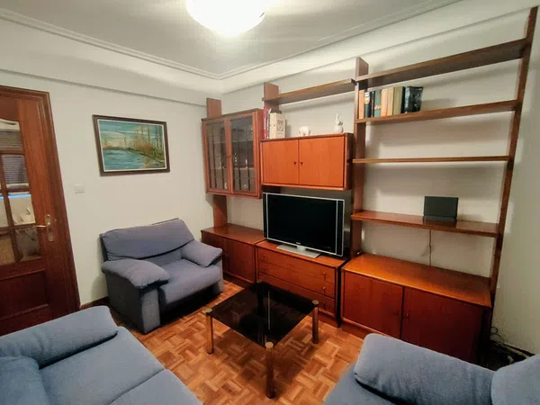 Piso en Adurtza - Foto 3