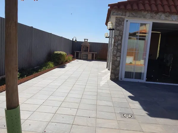 Chalet pareado en Calle Begonias, 5 - Foto 4
