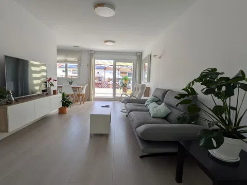 Ático en calle Almogía, 14