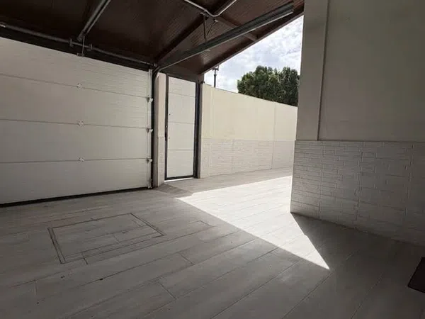 Chalet adosado en Palomares del Río - Foto 10