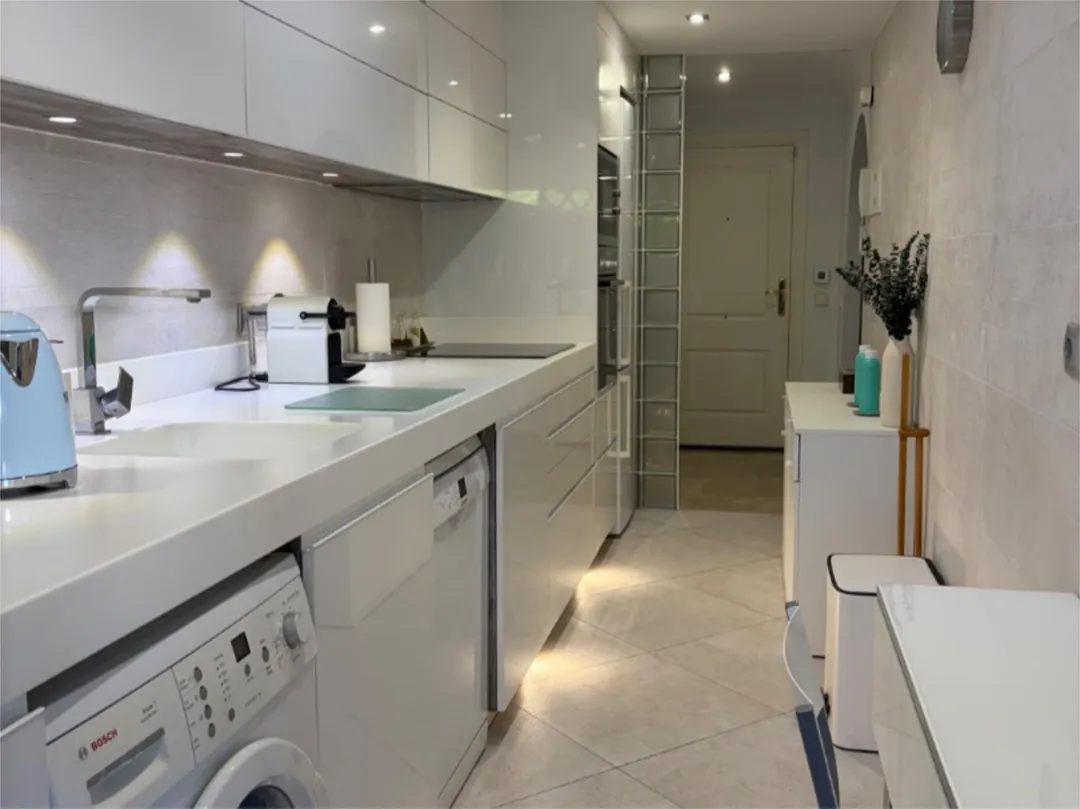 Piso en  Calle Sierra Bermeja 88 - Foto 2