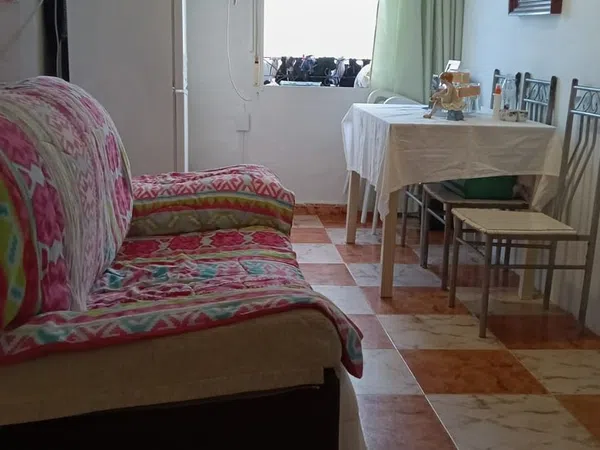 Piso en Desconocido, 10