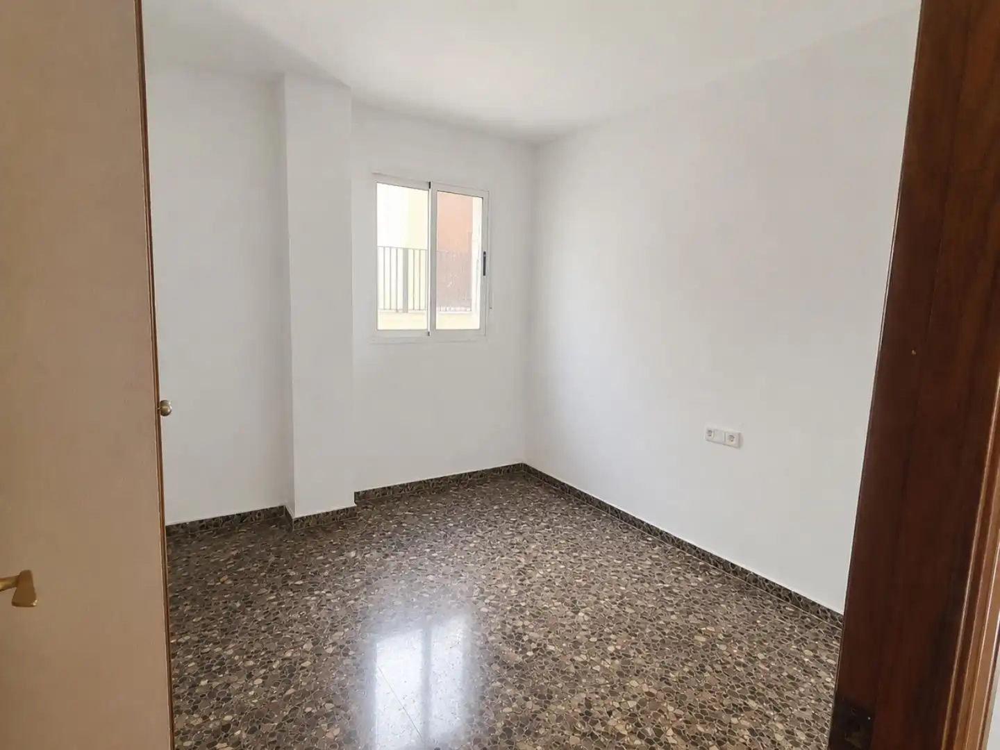 Piso en  Carrer de Joan Baptista Llovera 20 - Foto 8
