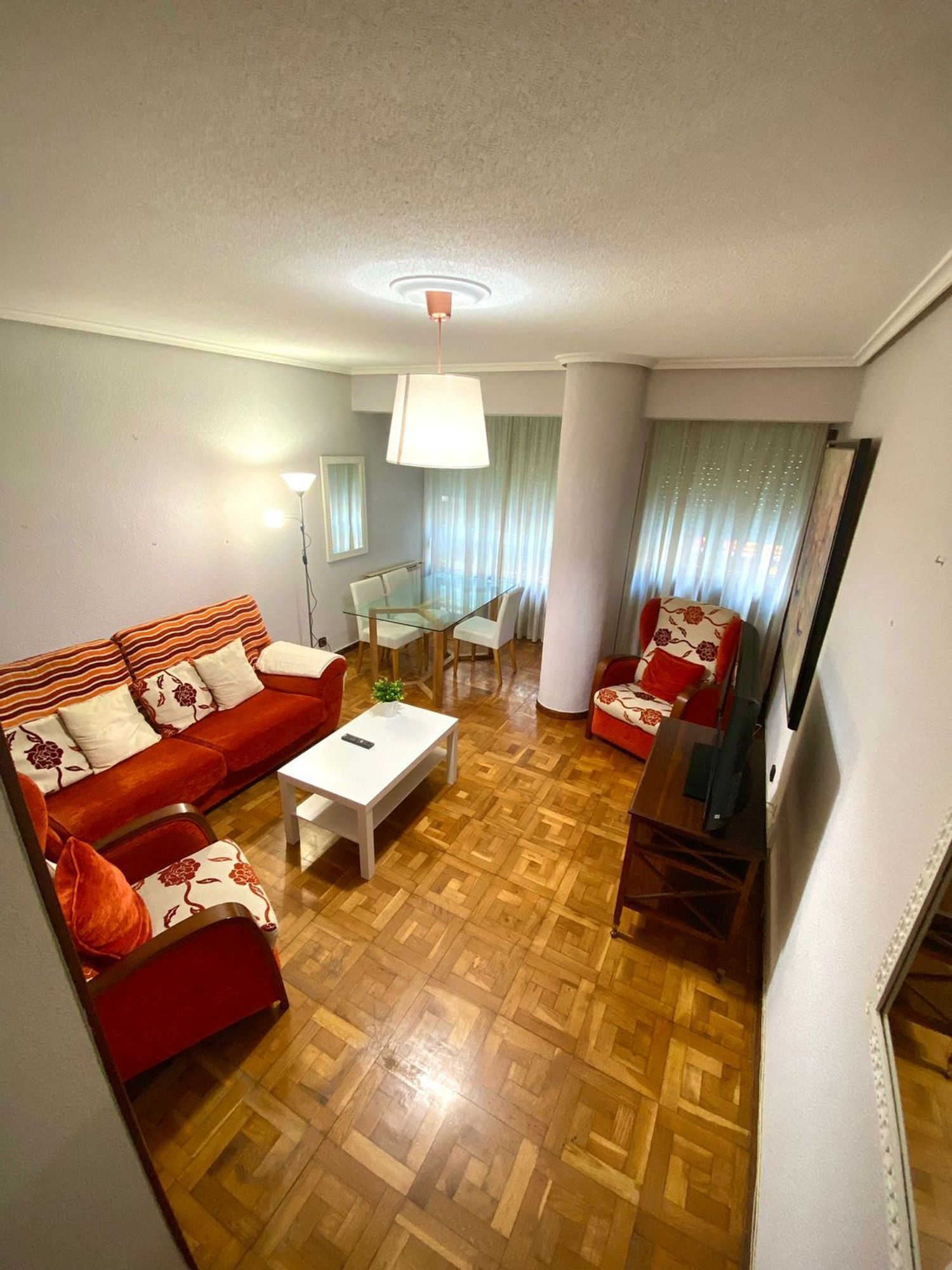 Piso en calle Camilo Alonso Vega, 16 a