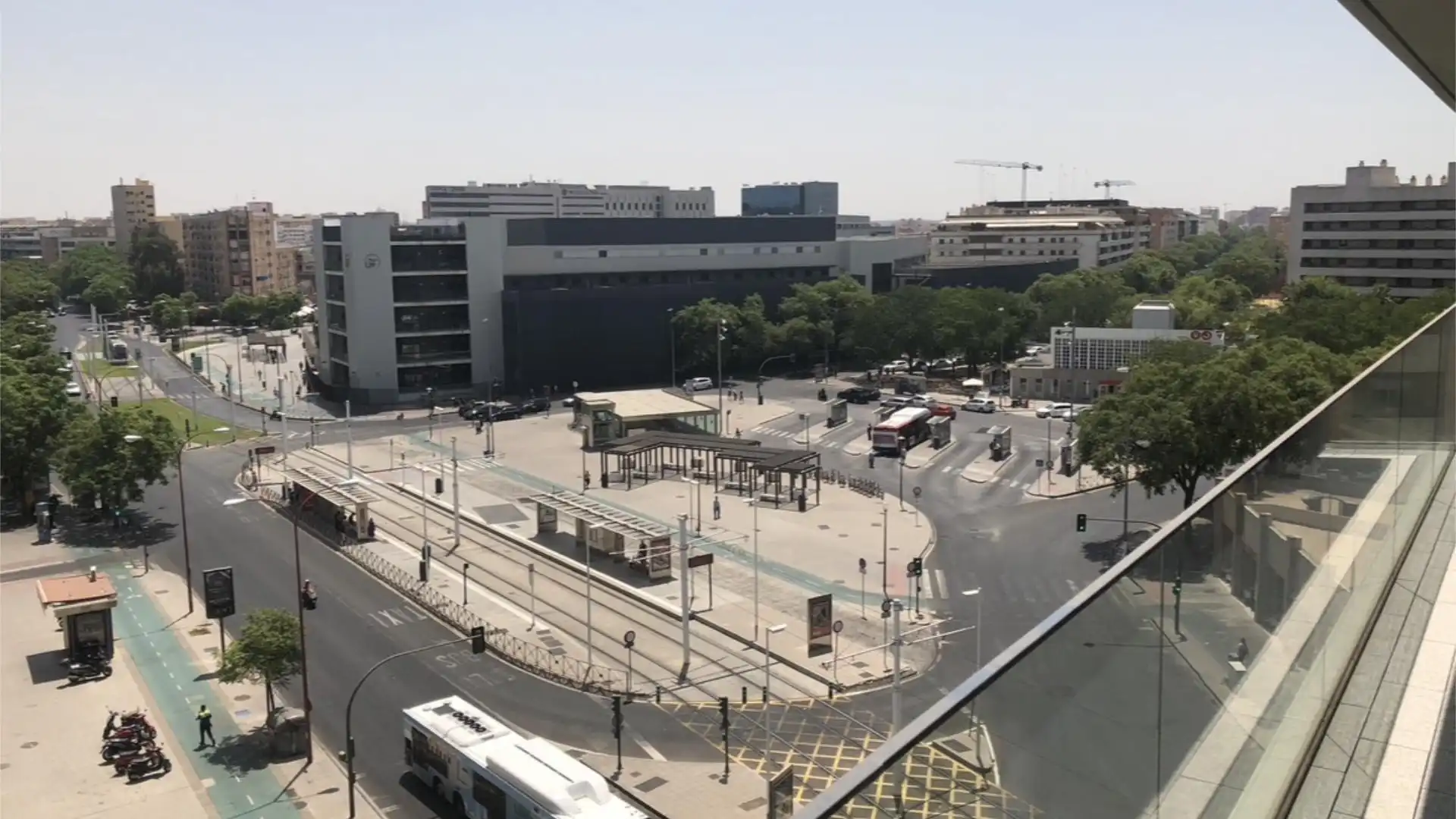 Piso en  Avenida de la Buhaira 30 - Foto 3