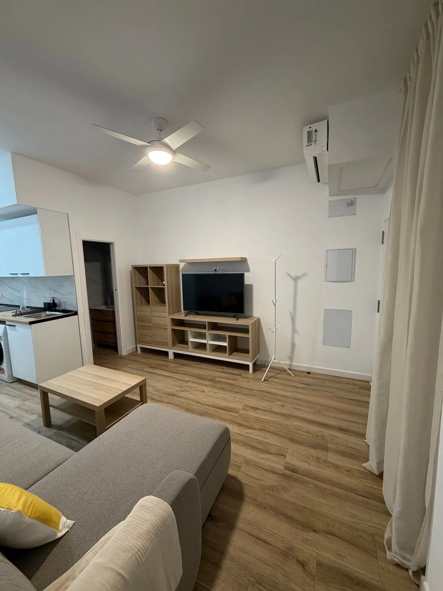 Estudio en calle Juan de Gortz, 1 - Foto 4