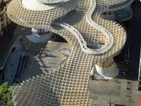 Piso en plaza de la Encarnación, 7