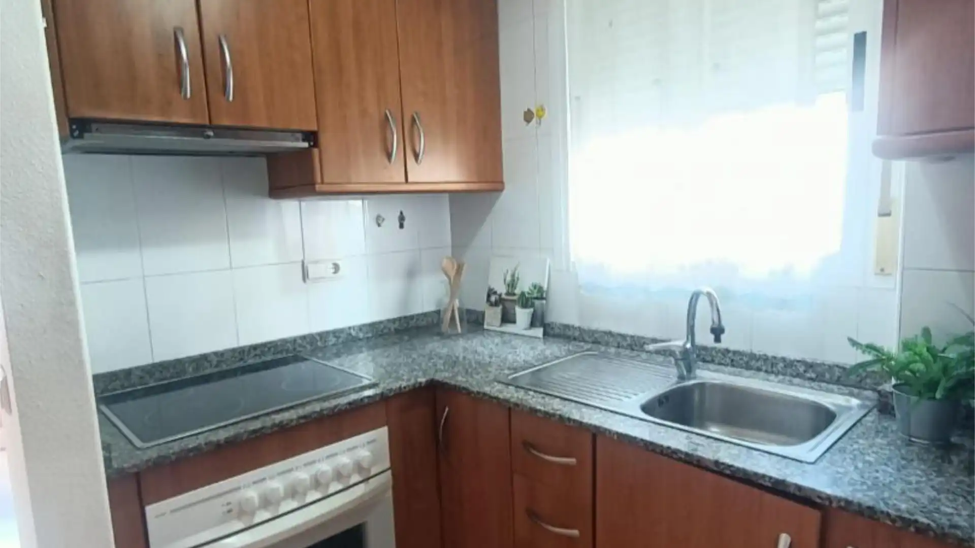 Casa adosada en  Carrer Consueta 56 - Foto 26