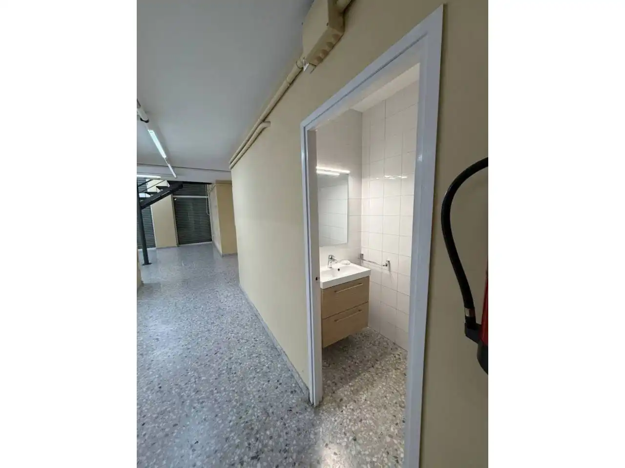 Local comercial en  Calle Dibuixant Avellaneda - Foto 17