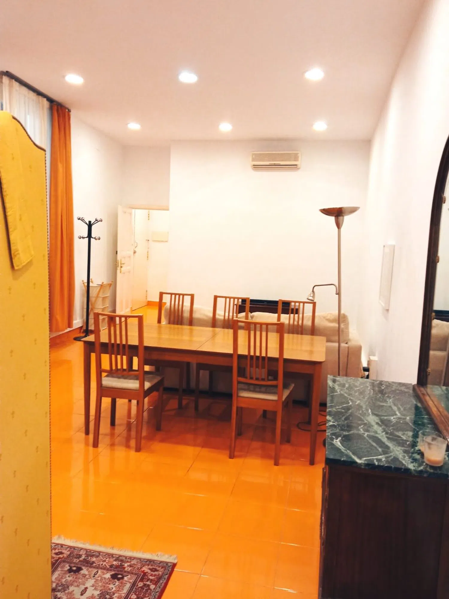 Estudio en calle de las Huertas, 13 - Foto 4