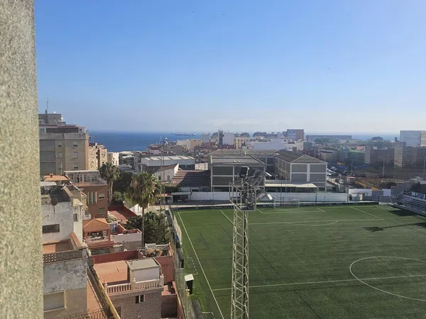 Piso en Avenida de Lisboa, 39, Zona Muelle - Extrarradio, Zona Muelle - Extrarradio - Foto 1