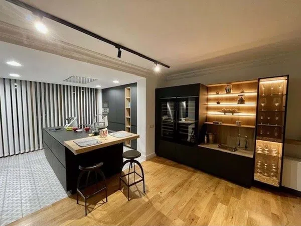 Chalet pareado en avenida de los Ángeles, 37