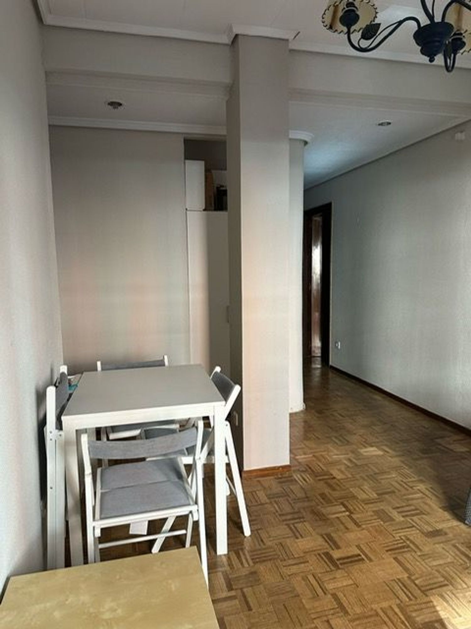 Piso en calle de Guzmán el Bueno, 63 - Foto 3