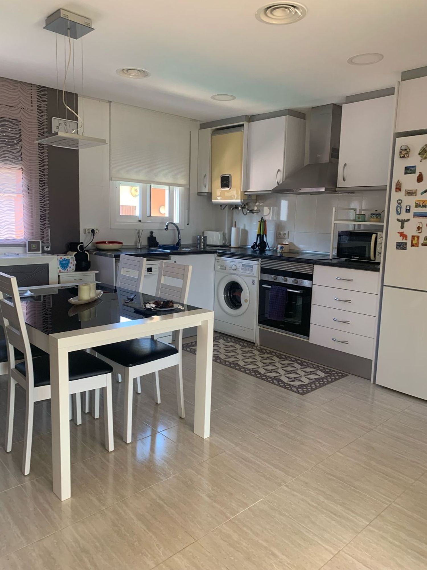 Ático en Barrio Nucli Urbà - Foto 2