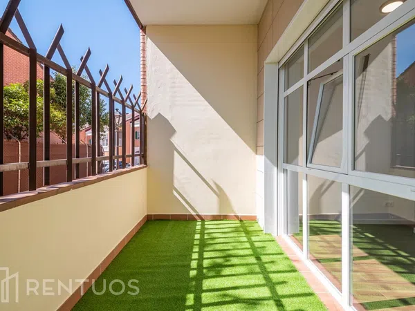 Piso en Calle de Antonio Machado - Foto 3