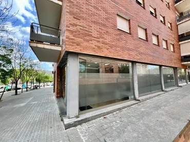 Local comercial en  Carrer SARAJEVO - Foto 16