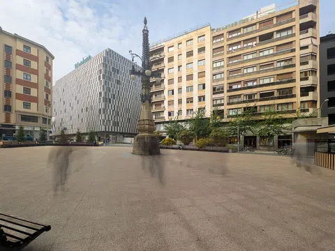 Piso en calle Alhóndiga, 6