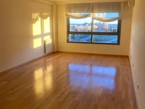 Piso en calle del Fuego, 3
