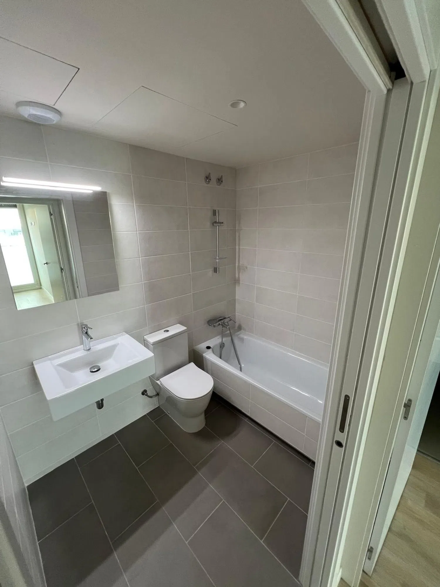 Piso en calle d'Eduard Maristany, 323 - Foto 4