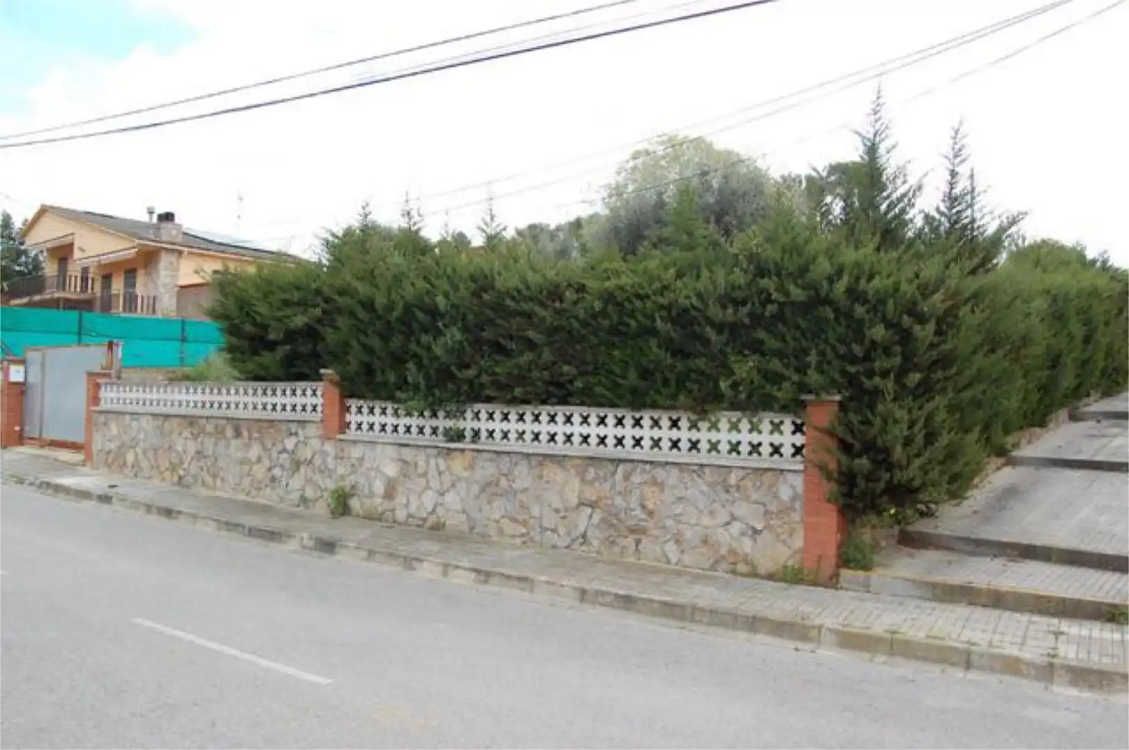 Casa adosada en OPORTUNIDAD- PARCELA URBANA - Foto 2