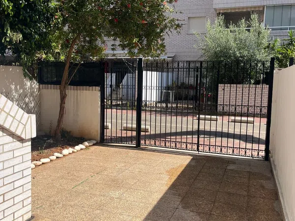 Chalet pareado en Avenida Central, 8, Marina Trebol - Neptuno - Foto 5