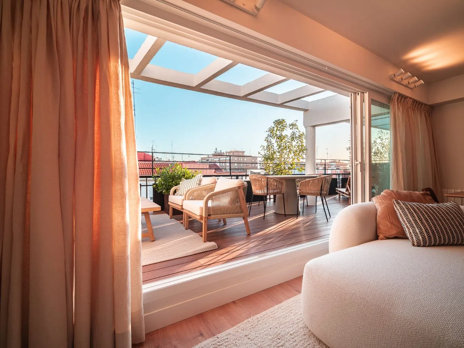 Ático en Barrio Ciudad Universitaria - Foto 4