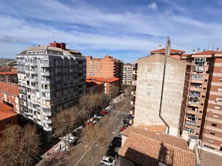 Piso en  Avenida de las Tres Cruces 28 - Foto 23
