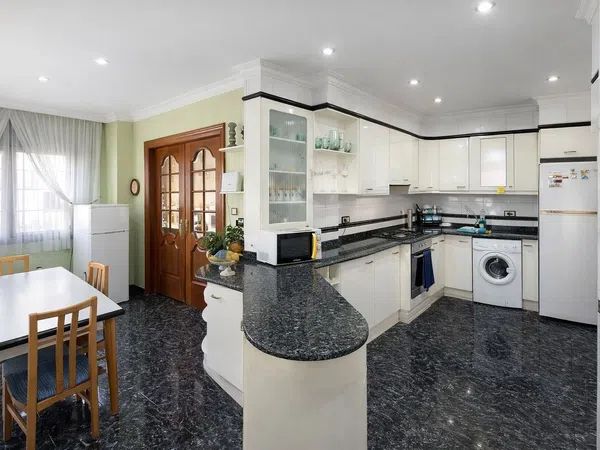 Piso en calle València, 32 - Foto 4