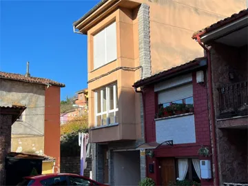 Casa adosada en  Cuesta Llugaron 35 - Foto 1