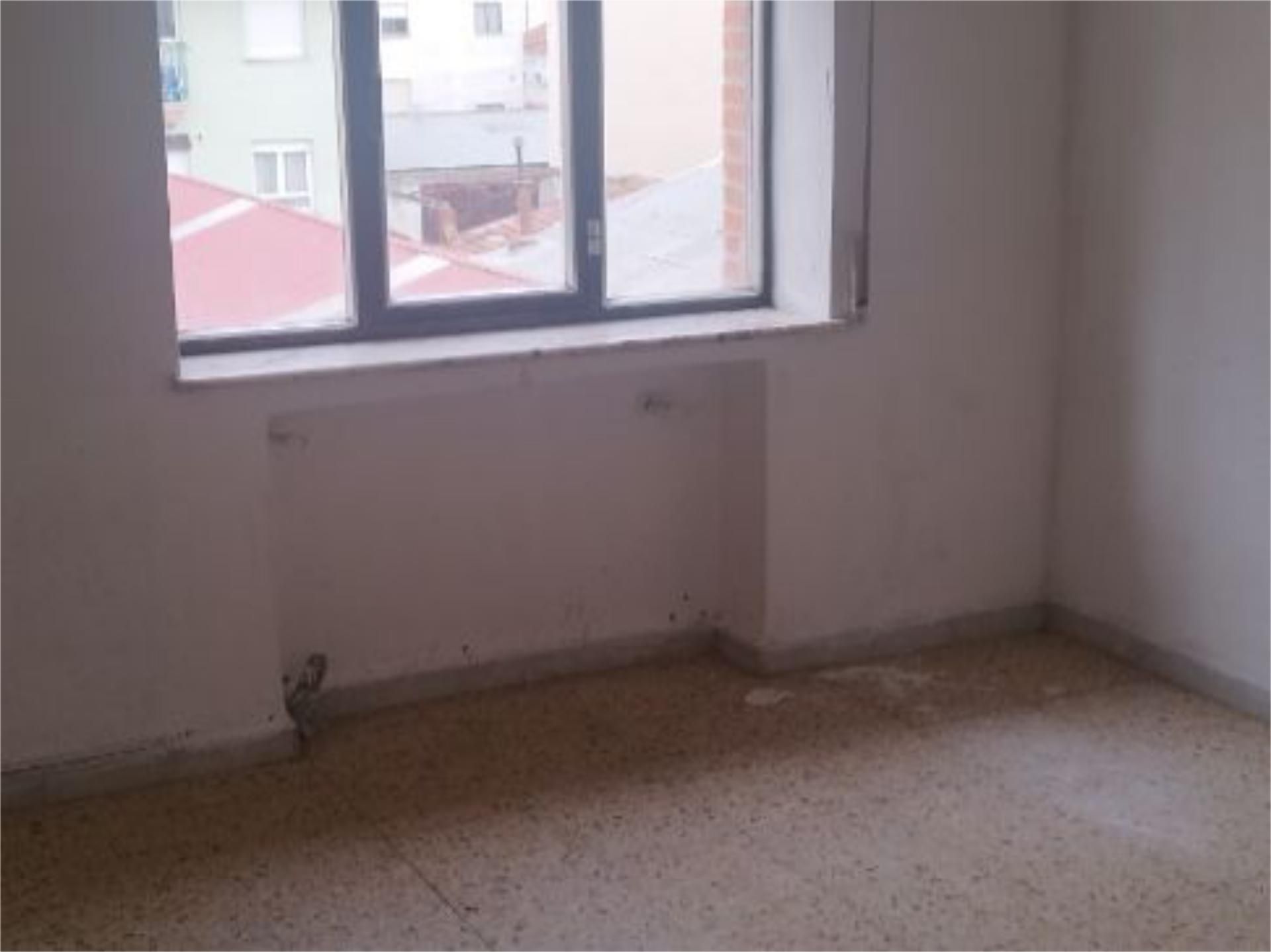 Piso en  Calle Pico de Almanzor 27 - Foto 2