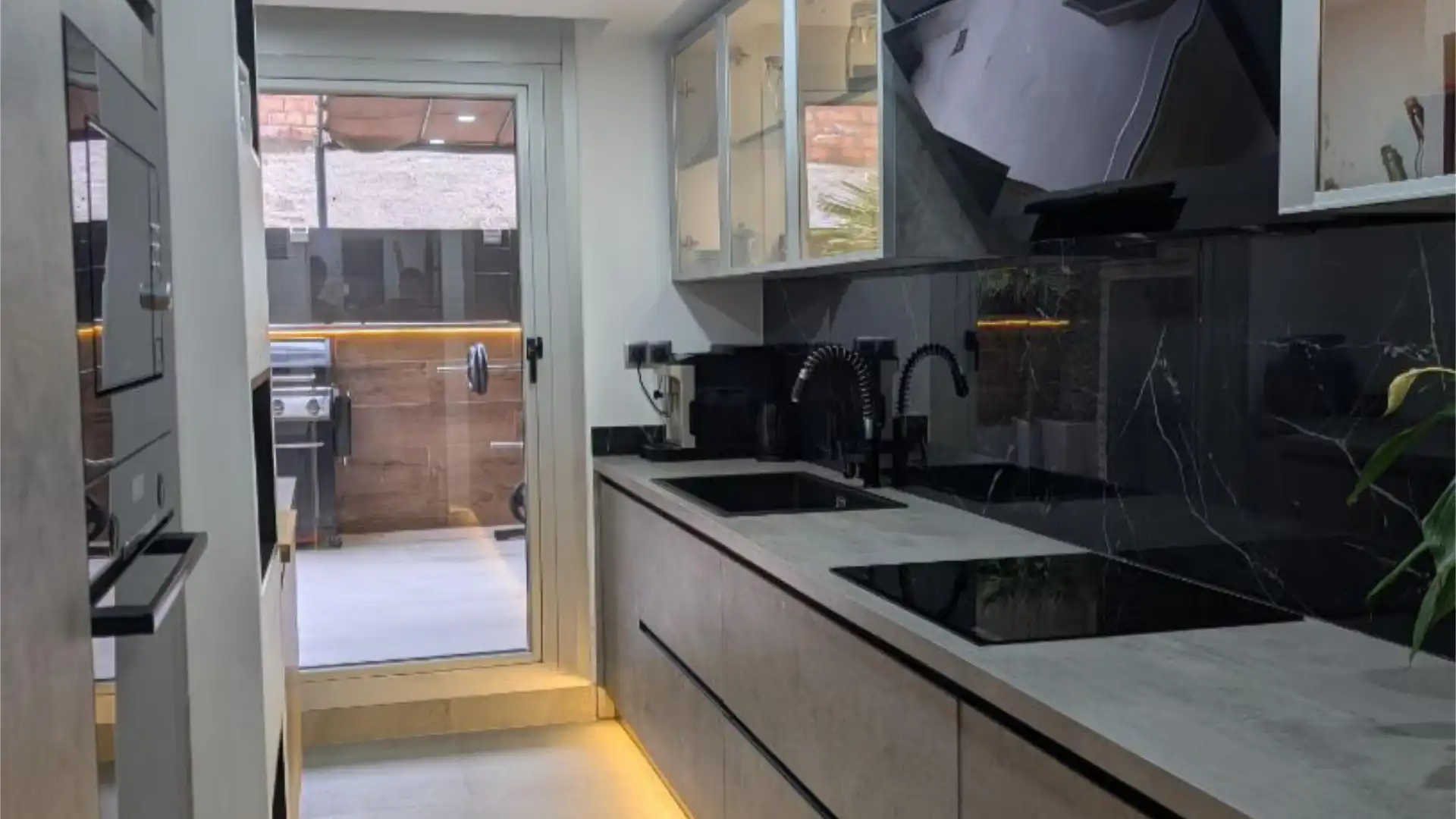 Piso en  Carrer de Miquel Martí i Pol 4 - Foto 9