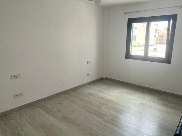 Ático en calle de Salvà, 12 - Foto 5