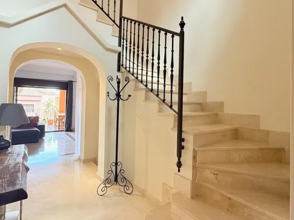 Chalet adosado en C. Isabel Barreto, 2, Valle Romano Golf - Foto 3