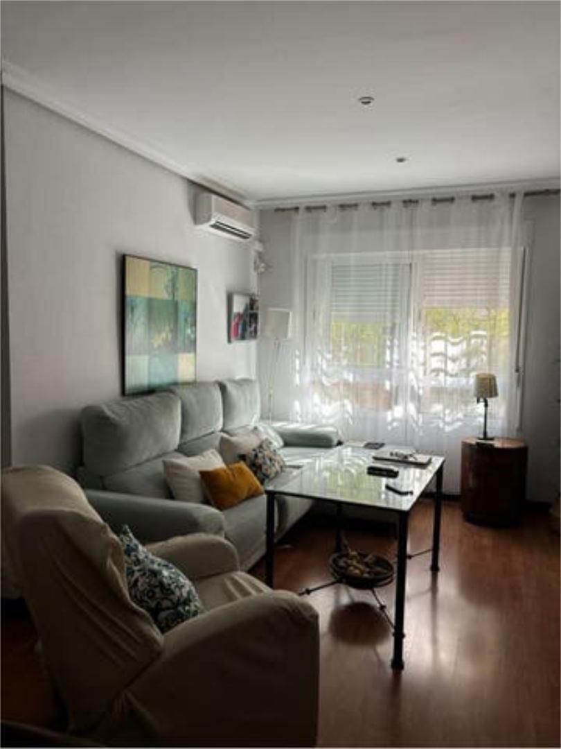 Piso en Los Bermejales - Foto 2