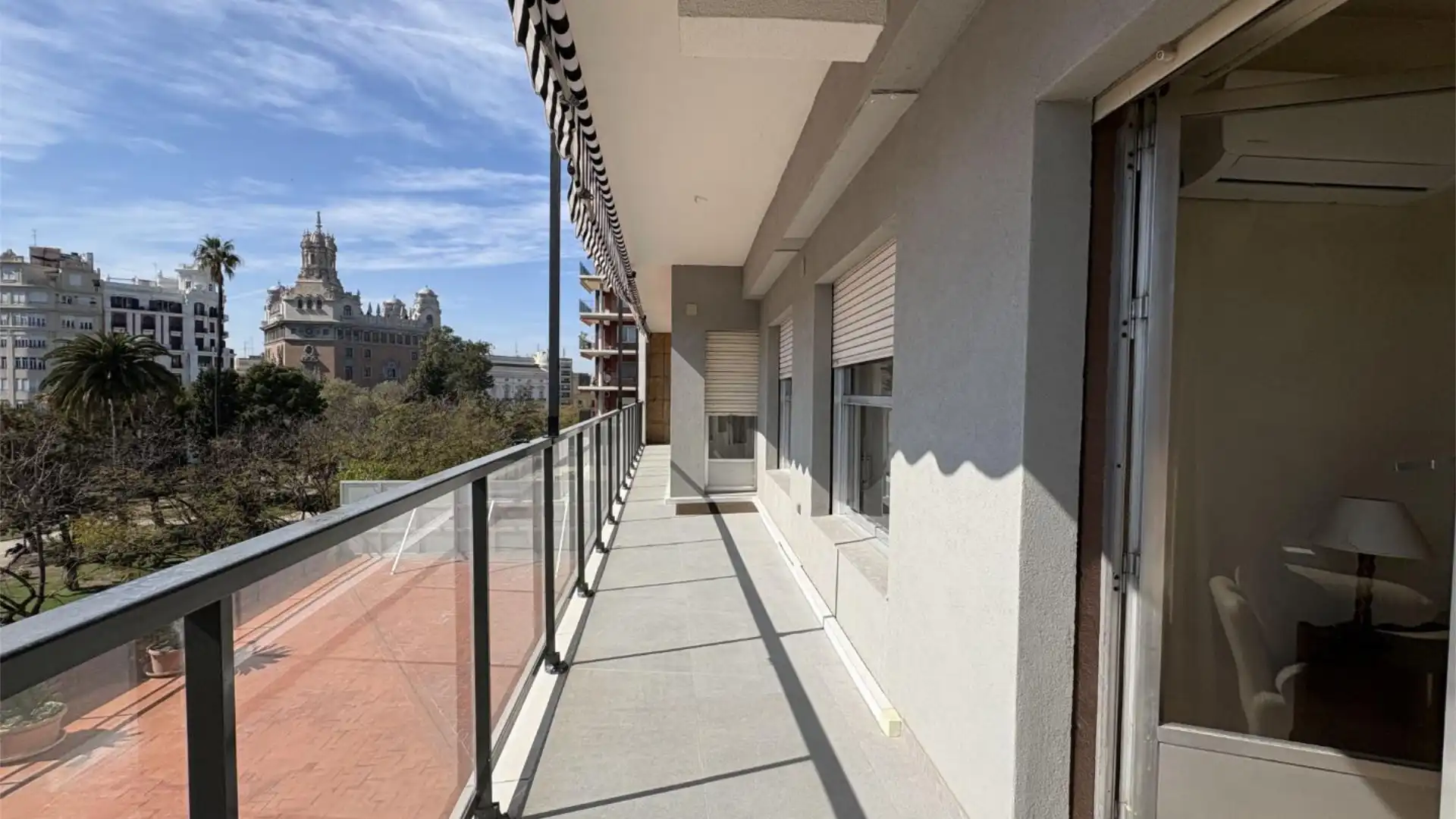 Piso en  Plaça de la Porta de la Mar 6 - 9 - Foto 8