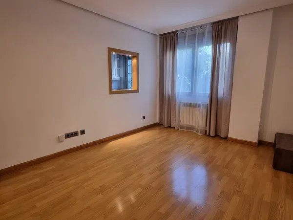 Piso en Avenida Bellas Vistas, Parque Lisboa - La Paz - Foto 3